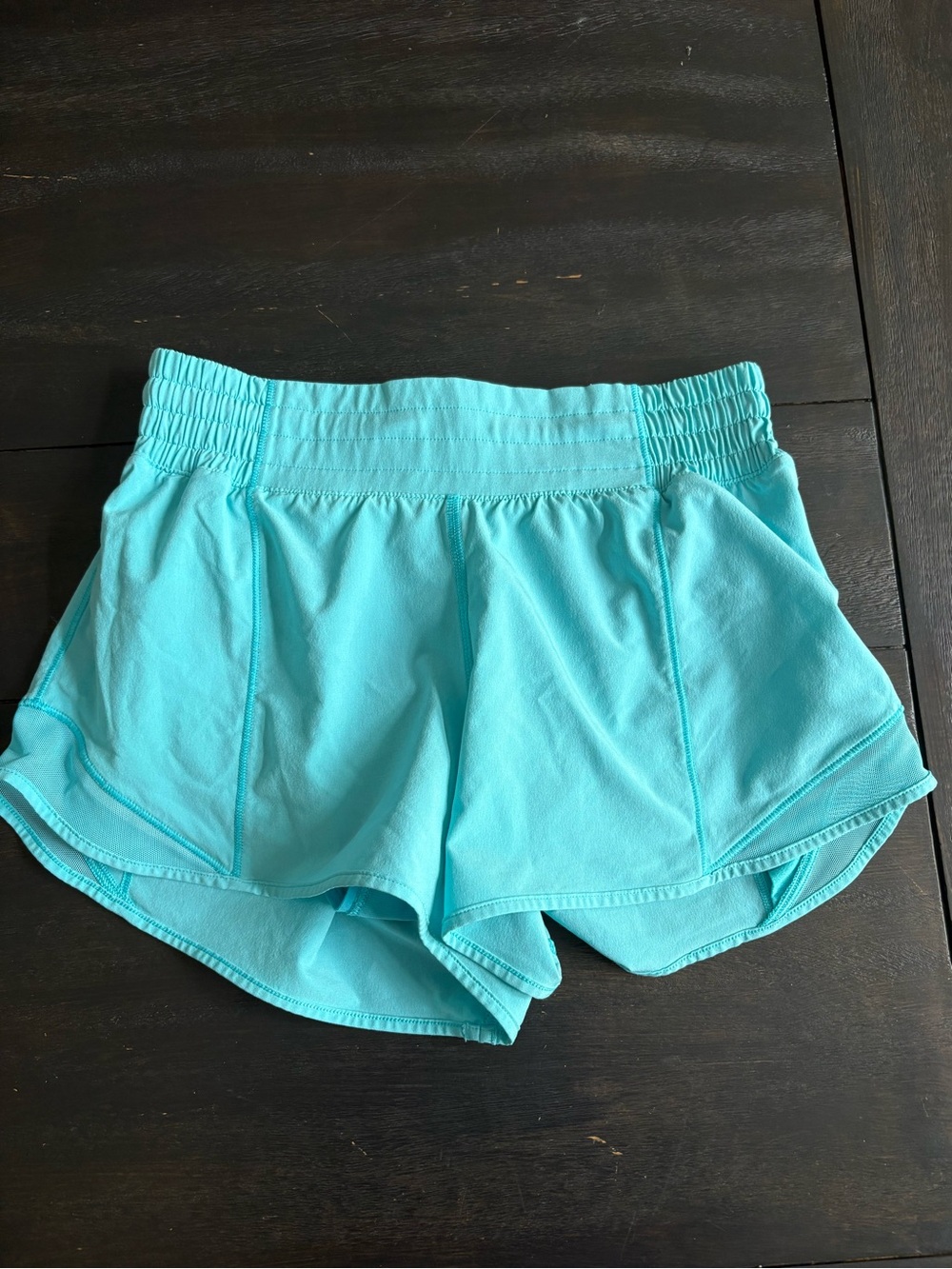 Lululemon High Rise Hotty Hots Size 4 2.5”